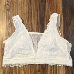 Multiwear Lace Pocketed Bralette